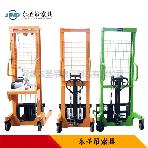 手動液壓裝卸車產(chǎn)品實拍照片--河北東圣吊索具制造有限公司--手動液壓堆高車|手動叉車|石材夾具|小型攪拌機(jī)