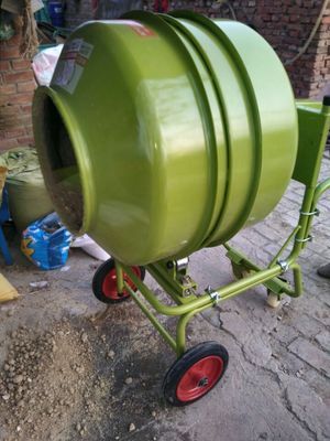 11200L小型攪拌機(jī)作業(yè)現(xiàn)場照片--河北東圣吊索具制造有限公司--小型攪拌機(jī)|石材夾具|液壓堆高車|手動叉車