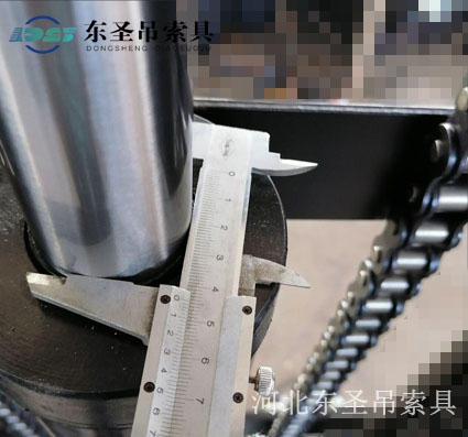 1噸液壓堆高車(chē)耐用油缸--河北東圣吊索具制造有限公司