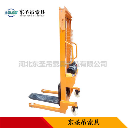 手動(dòng)式堆高車使用--河北東圣吊索具制造有限公司--液壓堆高車|手動(dòng)叉車|石材夾具|小型攪拌機(jī) 手動(dòng)式堆高車使用--河北東圣吊索具制造有限公司--液壓堆高車|手動(dòng)叉車|石材夾具|小型攪拌機(jī)